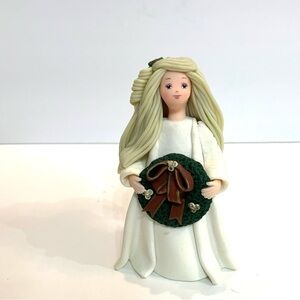 The Kneeded Angels Holiday Spirit 6202 By Carol Graziano Vintage 2001